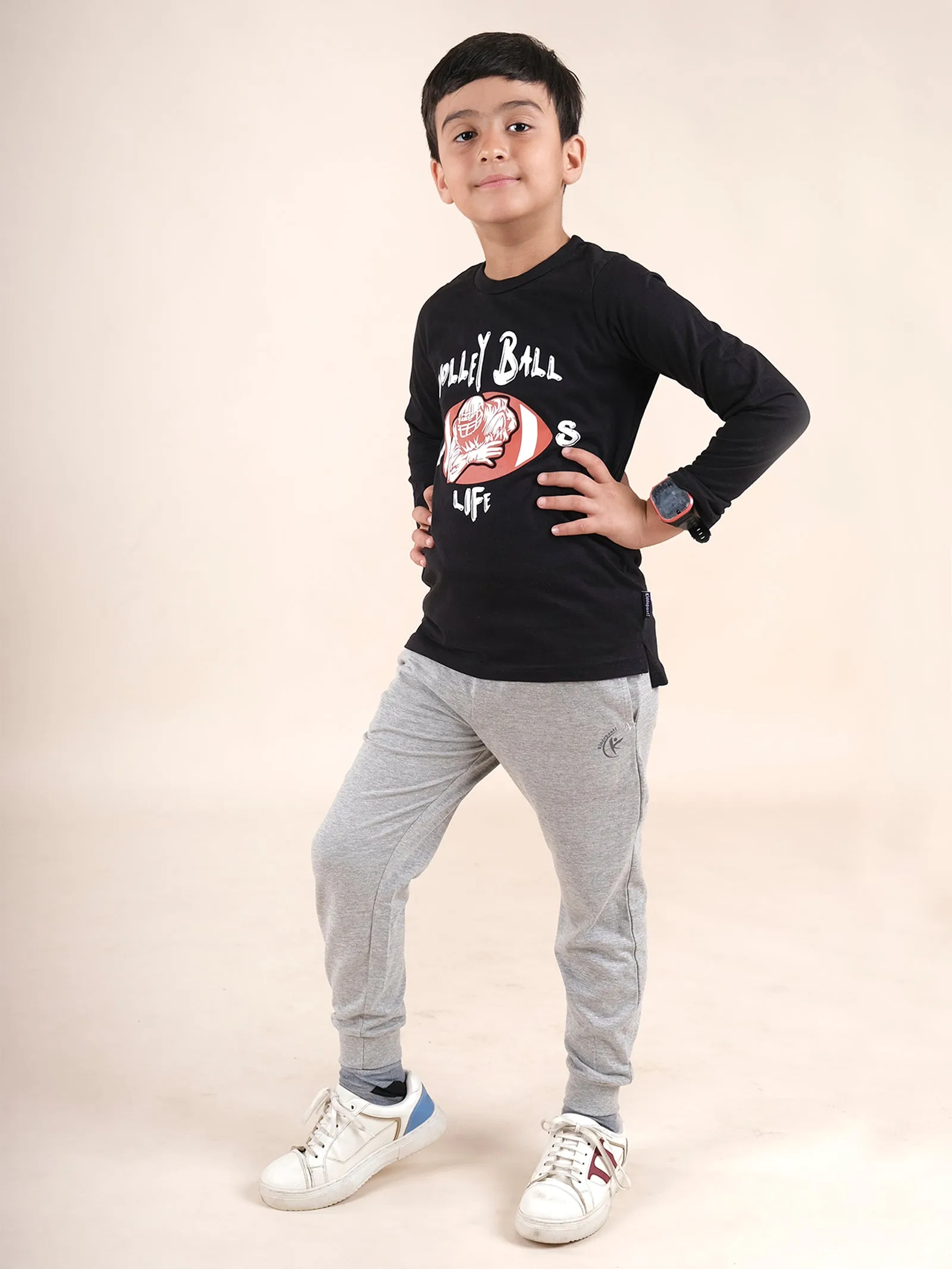 Boys Cotton Full Sleeves Printed Tee With Joggers Set
