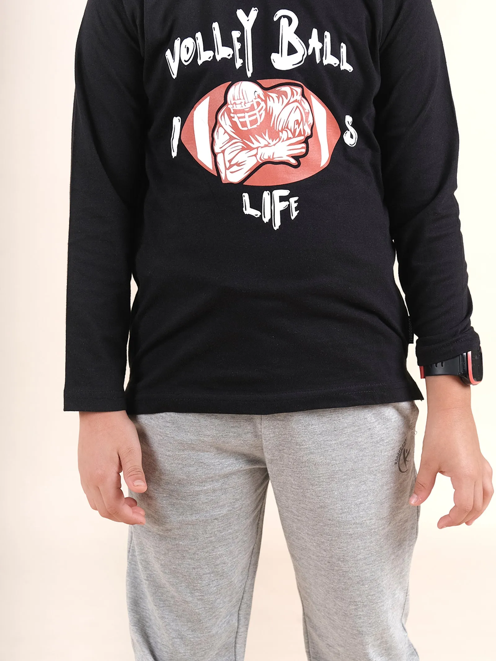 Boys Cotton Full Sleeves Printed Tee With Joggers Set