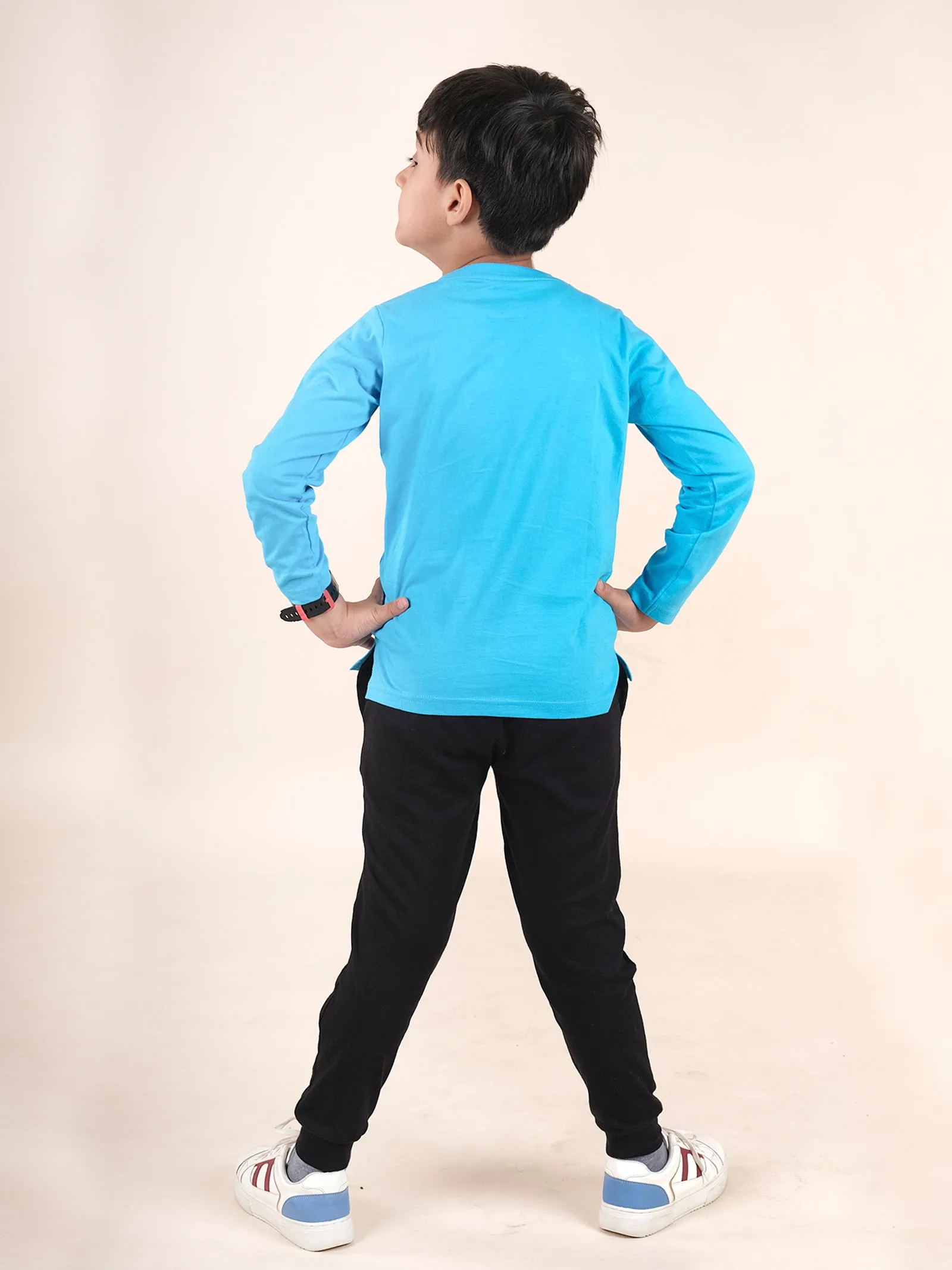 Boys Cotton Full Sleeves Printed Tee With Joggers Set