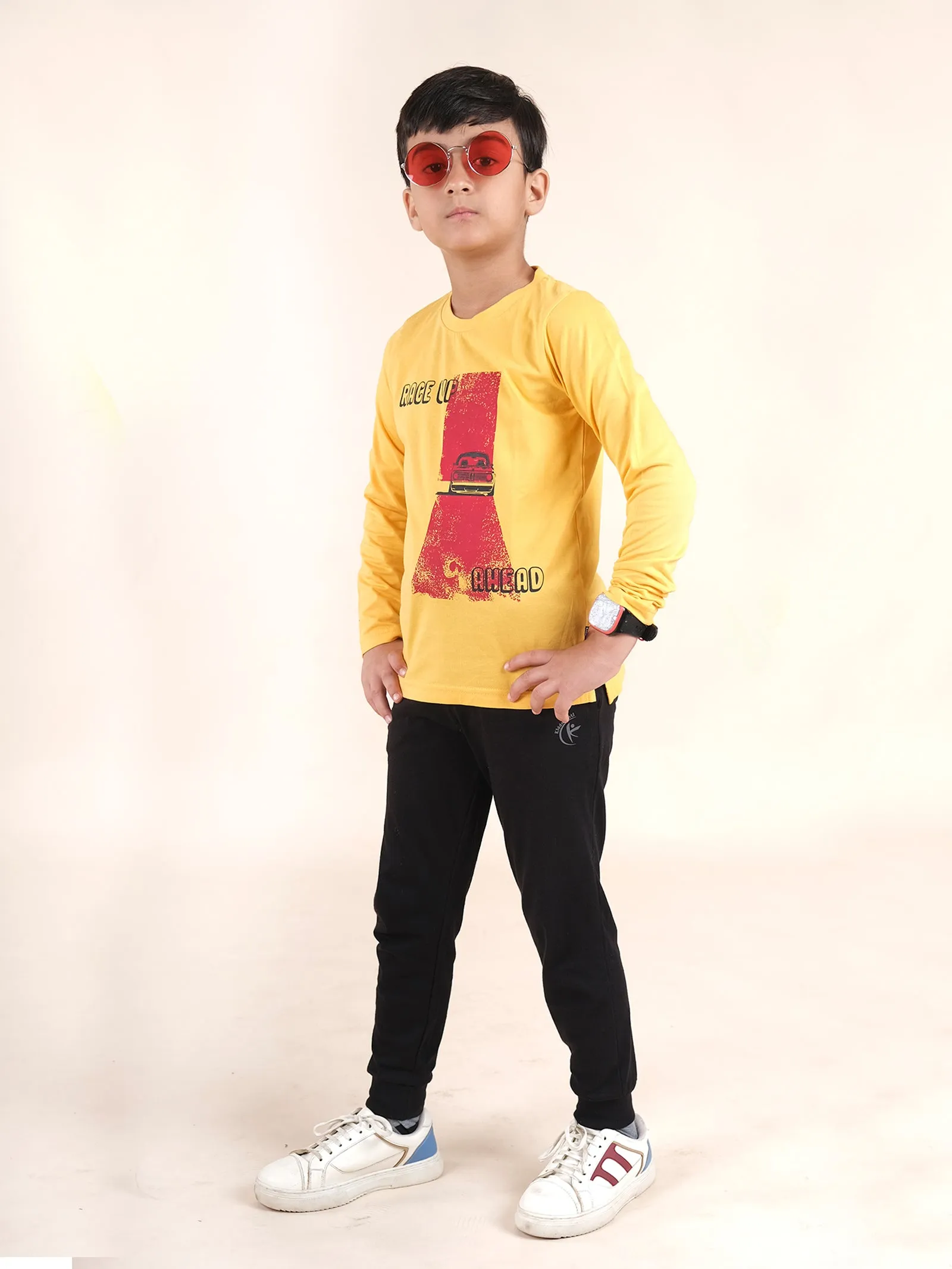 Boys Cotton Full Sleeves Printed Tee With Joggers Set